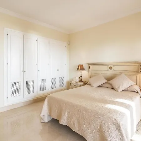 Bahia De Velerin شقة