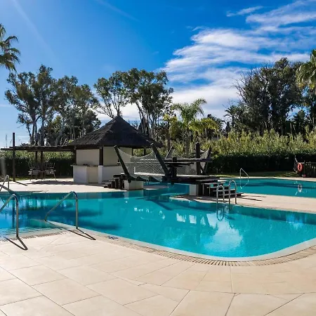 Apartman Bahia De Velerin