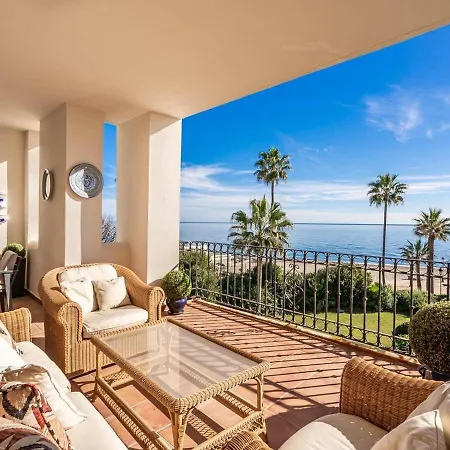 Bahia De Velerin Estepona