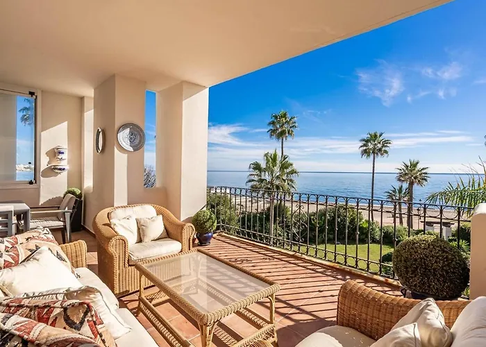 Bahia De Velerin Estepona